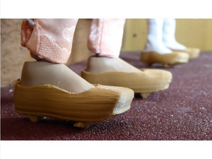 Ancient Korean wood shoes for dolls by Jepasch68