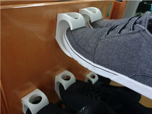 Shoe support (wall mount) by andy25lion - Thingiverse