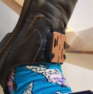 Shoe Lace Clip by RyanBoldi