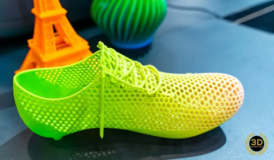 3D printer printing shoe figure