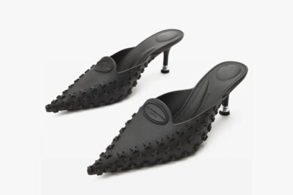 Image courtesy of Alexander Wang, featuring the Griphoria 3D printed stiletto developed with Carbon and HILOS.